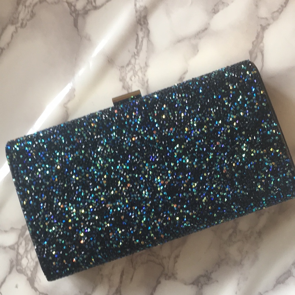 EVENING CLUTCH 🌸